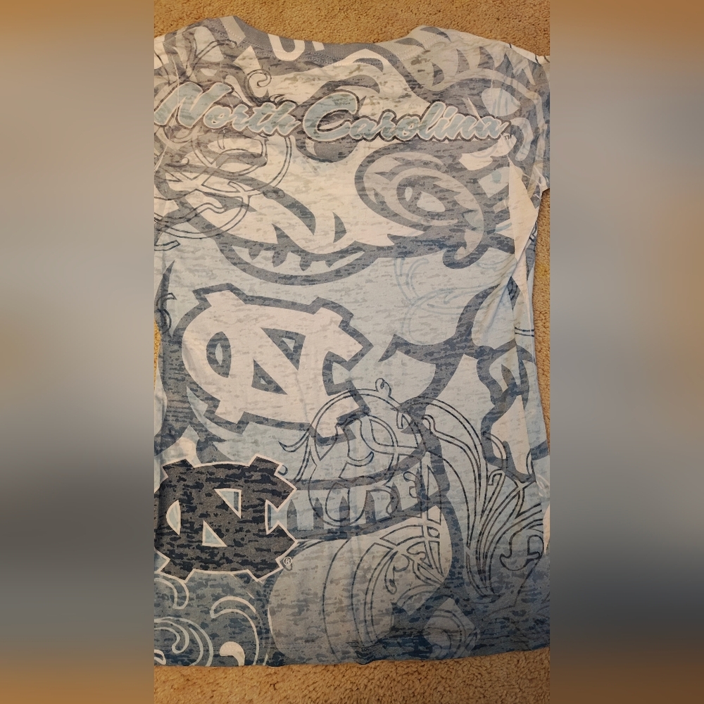 Y2K Blue 84 Burnout UNC Tar Heels T-shirt. - Picture 4 of 9